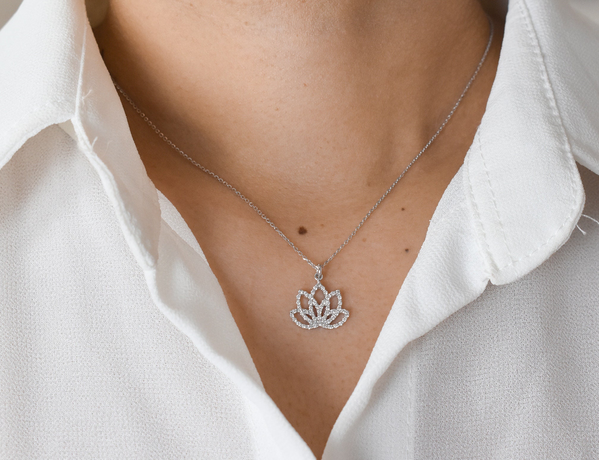 10K 14K 18K Gold Diamond Lotus Necklace/Floral Spiritual Charm Meditation
