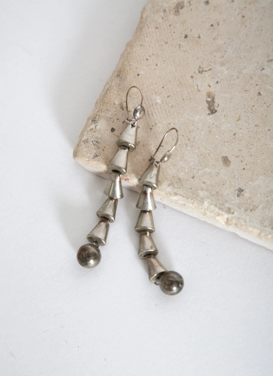 Vintage 1960S Long Silver Articulating Dangle Earrings