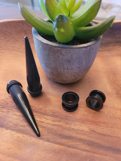 Pair Black Tapers & Steel Screw Tunnels Ear Stretching Kit Gauges 00G 7/16 1/2 9/16 5/8