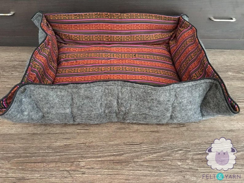 45cm Wool Felt Dog Bed | Best Beds Sheet Large Fair Trade 100% & Handmade Free Shipping