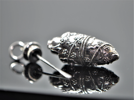 Perfume Bottle Pendant Sterling Silver 925 Amphora Shape Locket Fragrance Perfume/Essential Oil 3D Locket/Pendant Minimalist Urn