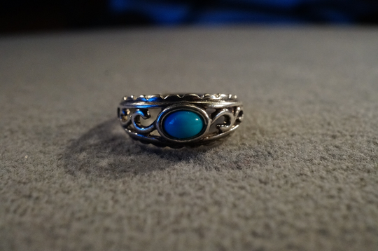 Vintage Sterling Silver Wedding Band Stacker Design Ring Oval Sleeping Beauty Turquoise Scrolled Filigree Setting Victorian Style, Size 7