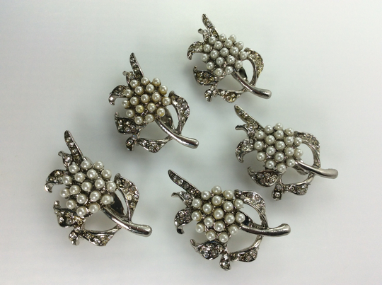Vintage Lot Of Five Pins Brooches Silver Toned Floral Design With Clear Rhinestones & White Faux Pearls Used