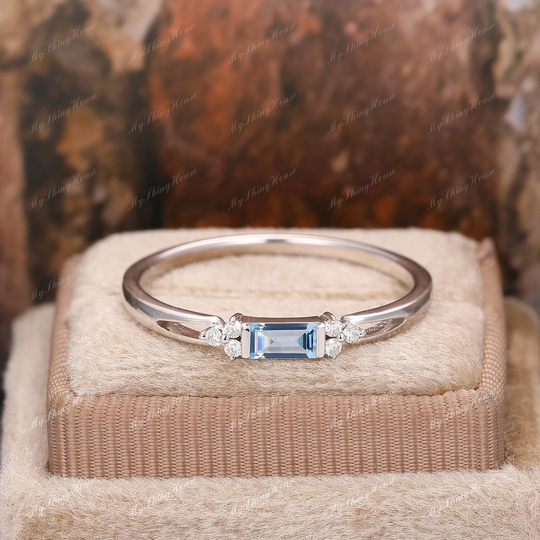Solid 14K Gold Wedding Band/ Baguette Cut 2.5x5mm Aquamarine Engagement Ring/ Unique Stacking Ring/Delicate Bridal Ring/Ring For Women