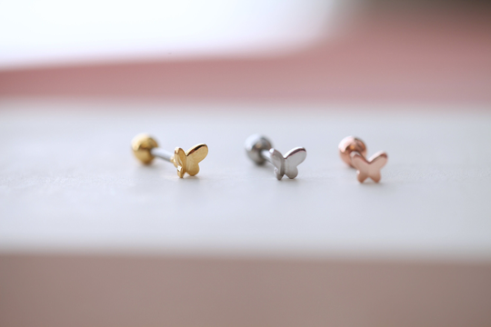 3D Butterfly Tragus Threadless Labret, 18G Cartilage Earring, 20G Screwback Lobe Barbell, Stud, Small Spring Dainty Conch Earring