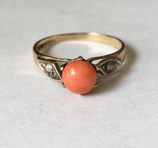 Vintage 9K Gold, Coral & Seed Pearl Ring, Size 7+