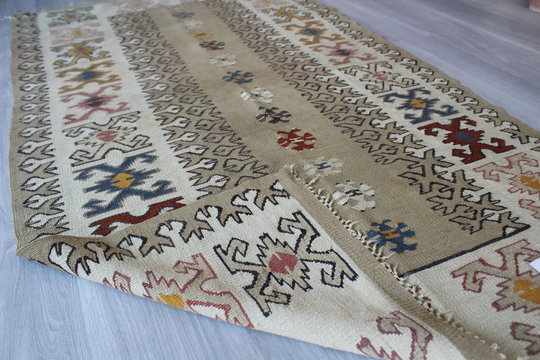 Vintage Beige Kilim, Small Ethnic Kilim Rug, Turkish Bohemian Rug/3'5"x6'4" Ft N-517
