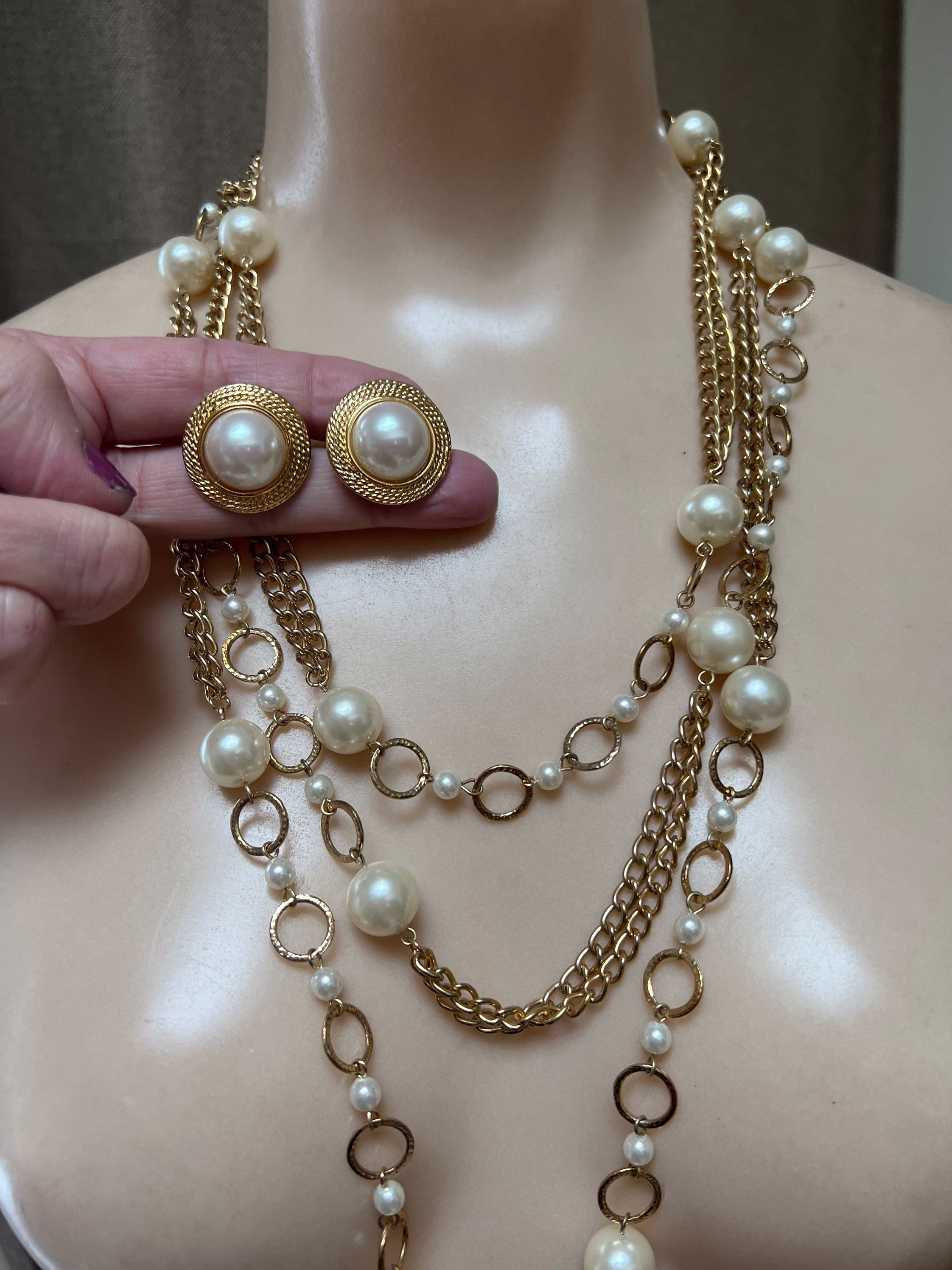 Vintage 72" Faux Pearl Gold Links Versatile Chain Necklace, Multi Long Marvella Clip On Earrings