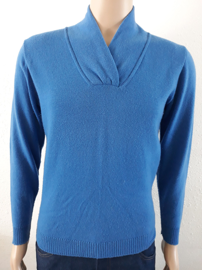 Vintage 1970's Unisex Sweater 100% Wool By Pendleton, Blue Color Size Medium Made in Usa
