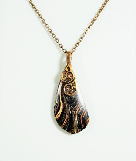 Amazing Bowlerite Necklace 22 " Copper Chain Leatherette Gift Boxed