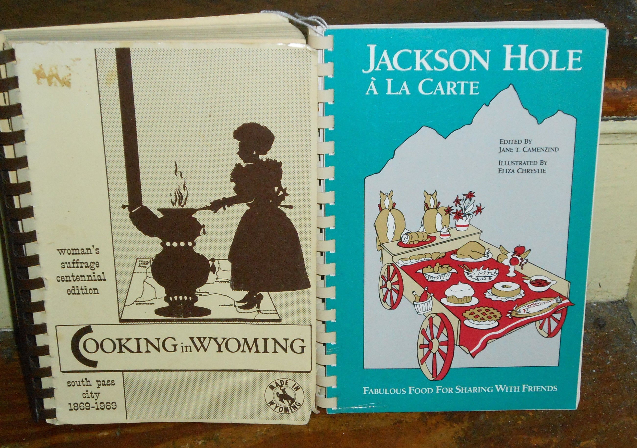 Cheyenne Casper Jackson Hole A La Carte Cooking in Wyoming Vintage Community Lot Cookbooks Wy Favorite Recipes Collecible Rare Cook Books