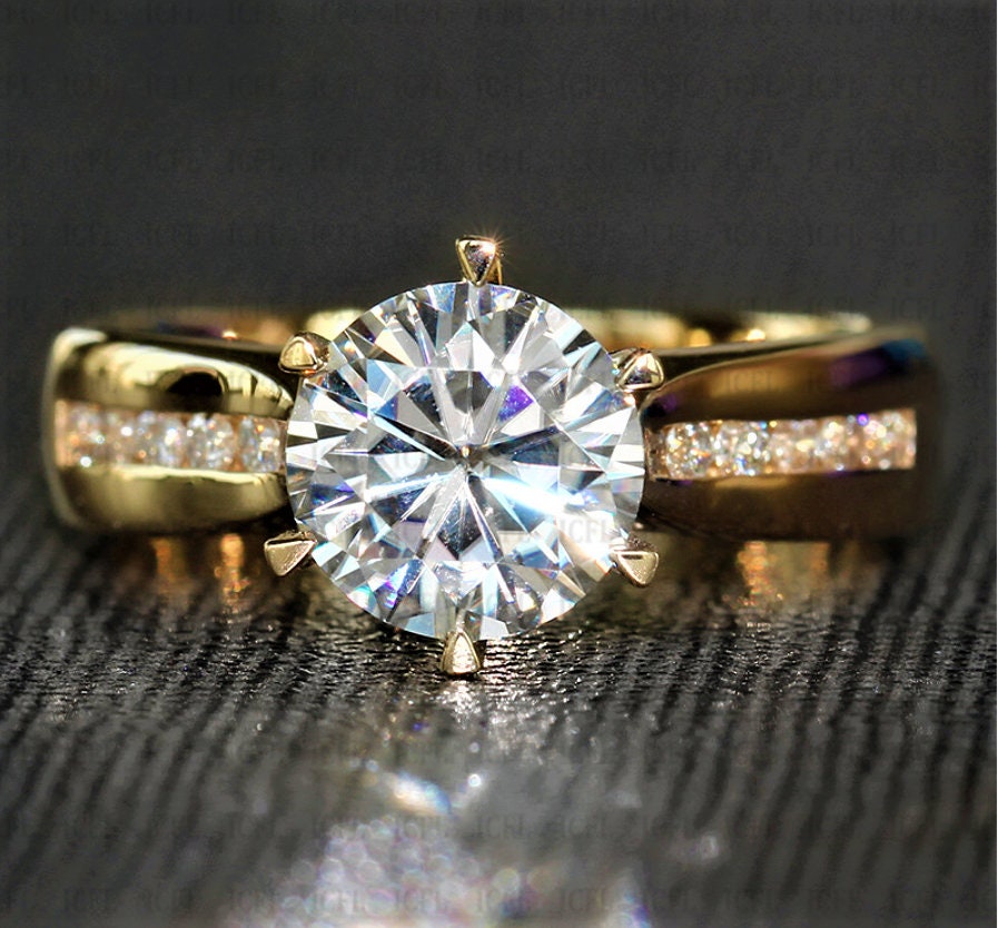 2.00Ct Moissanite Engagement Ring - 8mm Round Cut Brilliant Colorless Wedding Ring 14K Solid Yellow Gold Gift For Anniversary