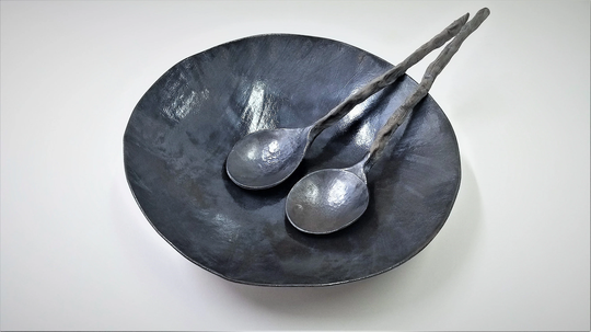 12 Inch Ceramic Bowl, Large Serving Salad Pasta Rice Dish, Black Bowl