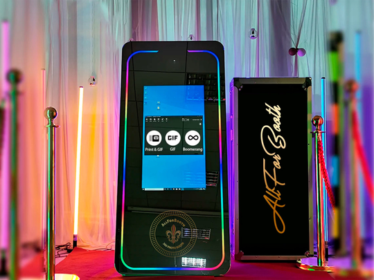 Magic Mirror Photo Booth, Booth 40/70 Inches