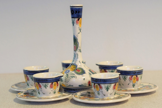 Regina Delft Set Of Vase 259 & Cups 974