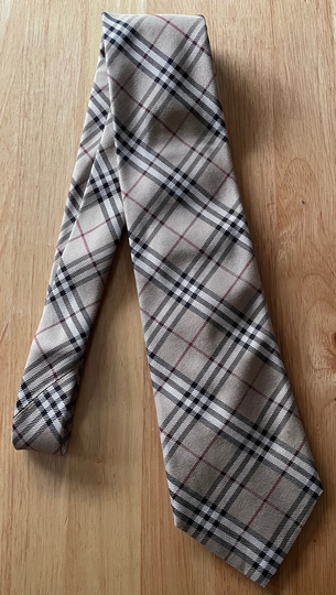 Vintage Mens 100% Silk Burberry London Nova Check Neck Tie