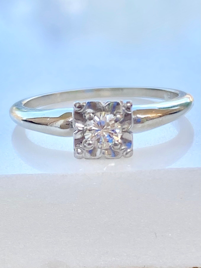 Diamond Engagement Ring 14K Gold, Rare Orange Blossom, Solitaire, Round Cut, .17 Ct., Vs1, E, Size 6