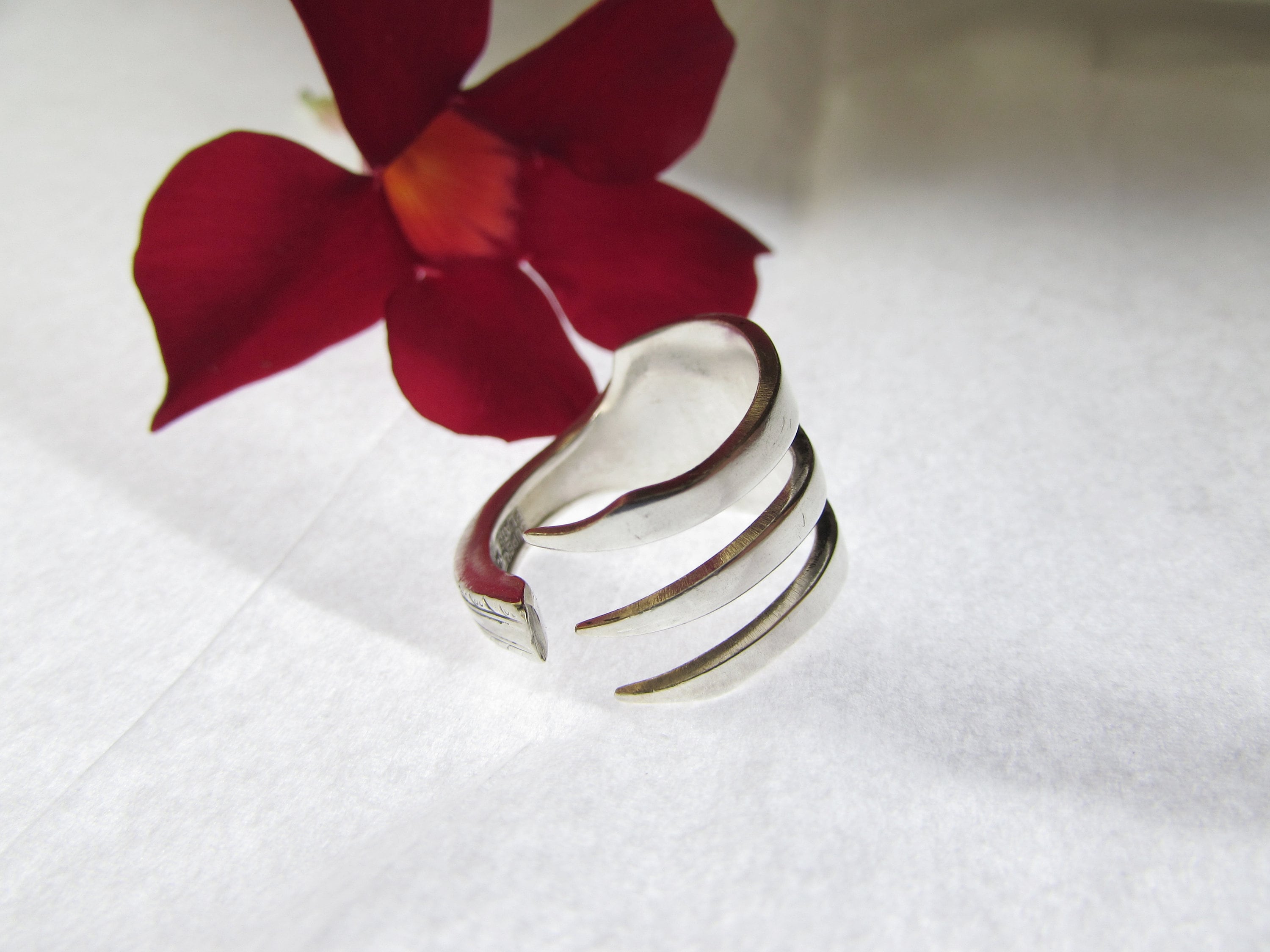 Fork Ring. Three Tine Trident Size 4-14