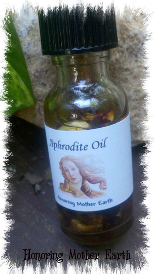 Aphrodite Oil, Voodoo, Hoodoo, Conjure, Candle, Anointing, Bath, Cupid, Pagan, Wiccan