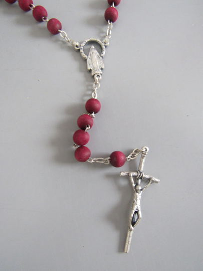 Vintage Rosary Red Wood Beads Free Shipping