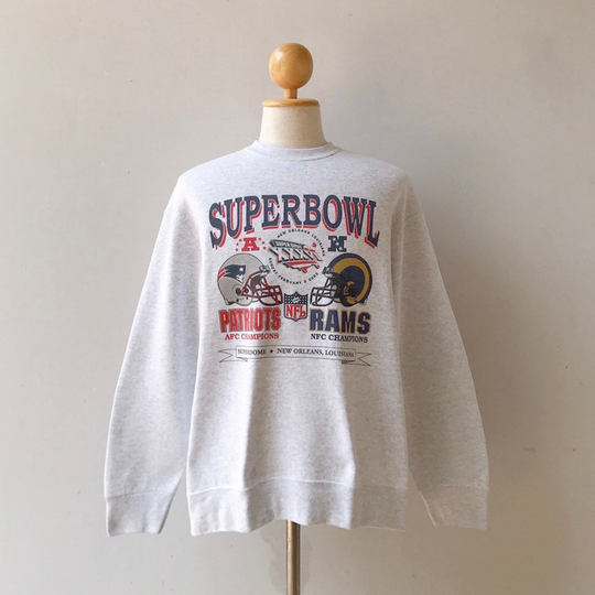 Vintage Patriots Vs Rams Nfl Football Sweatshirt | Size L