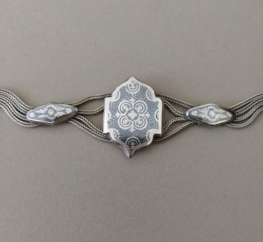 Antique Solid 900 Silver European Niello Bracelet; Foxtail Chain 7.5 Inch Bracelet