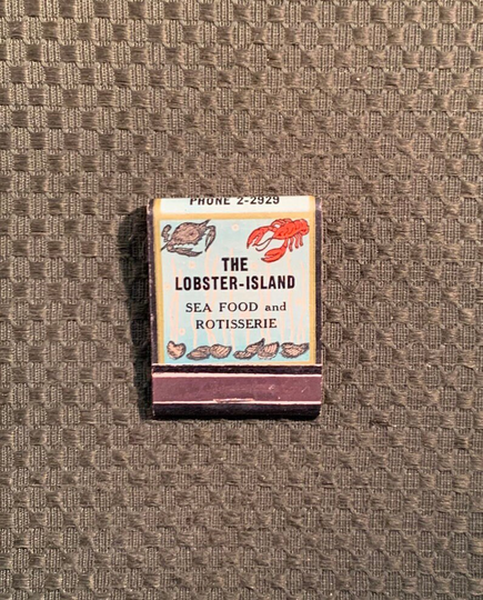 Vintage Matchbook, The Lobster Island, Seafood, Restaurant, Oysters, Alexandria, Louisiana, Front Strike, Missing 1 Match, Free Ship in Usa
