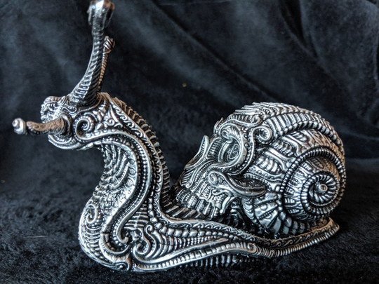Skull Snail