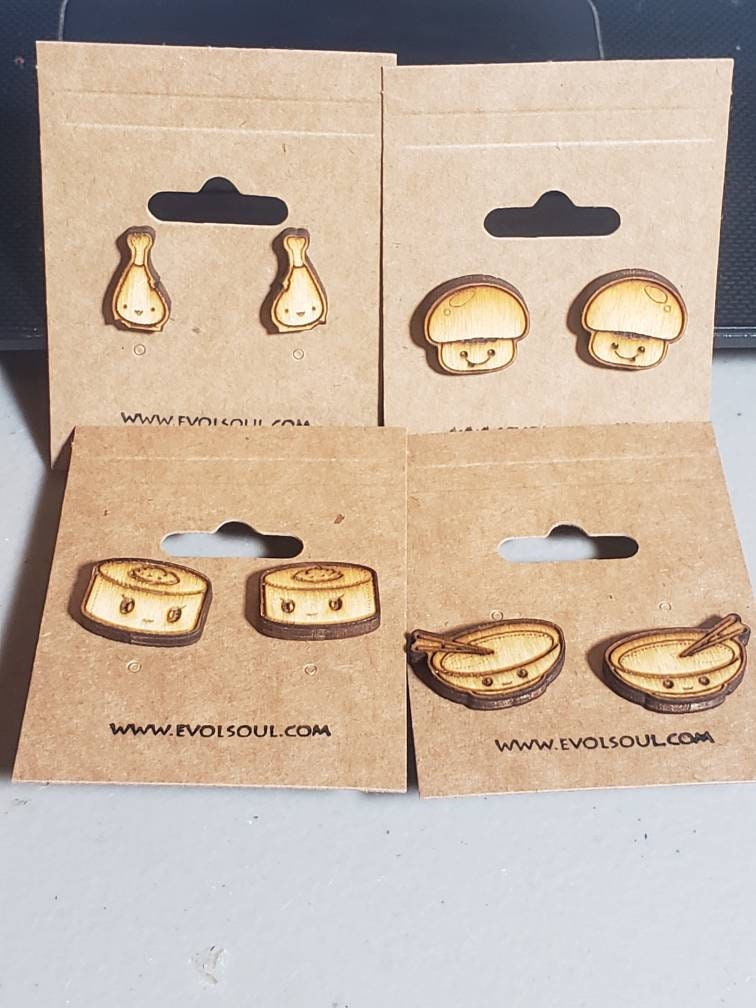 Wooden Kawaii Main Dish Post Stud Earrings