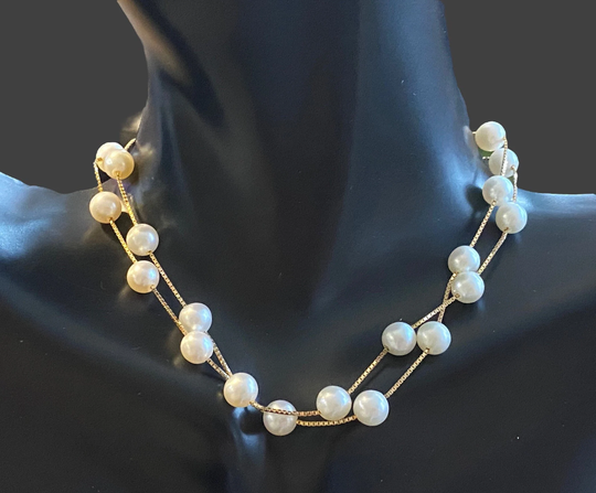 Stunning 14K Yellow Gold Pearl Station 17" Box Chain Necklace