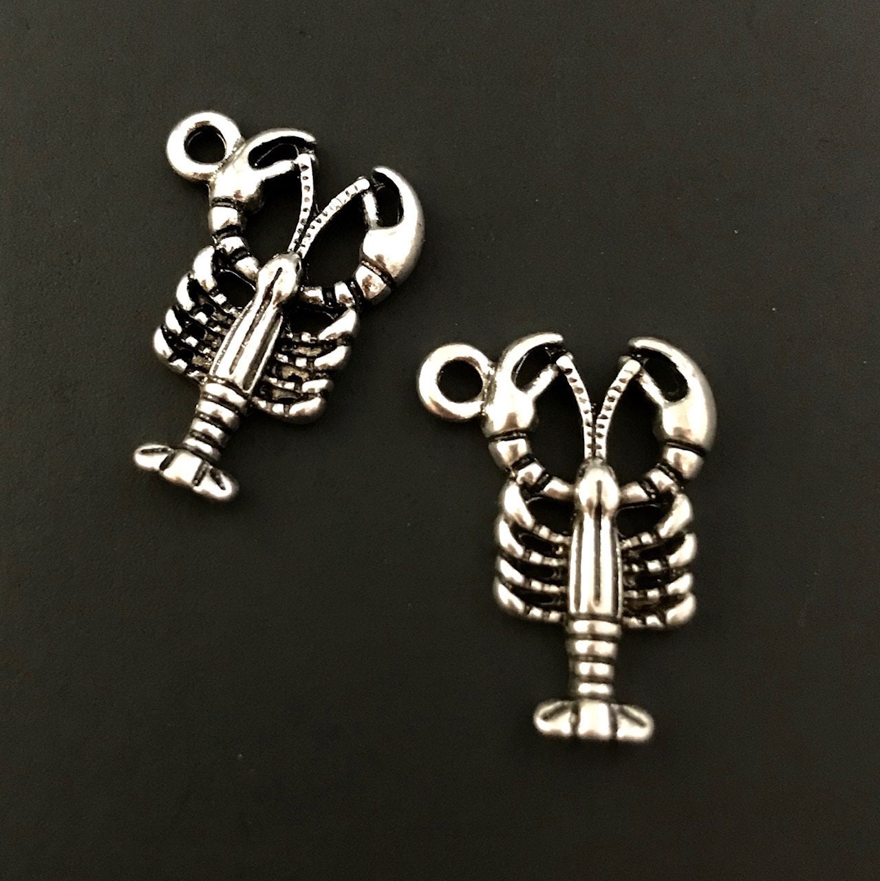8 Lobster Charms - Antique Silver Tone Charm Ocean Charm Seafood