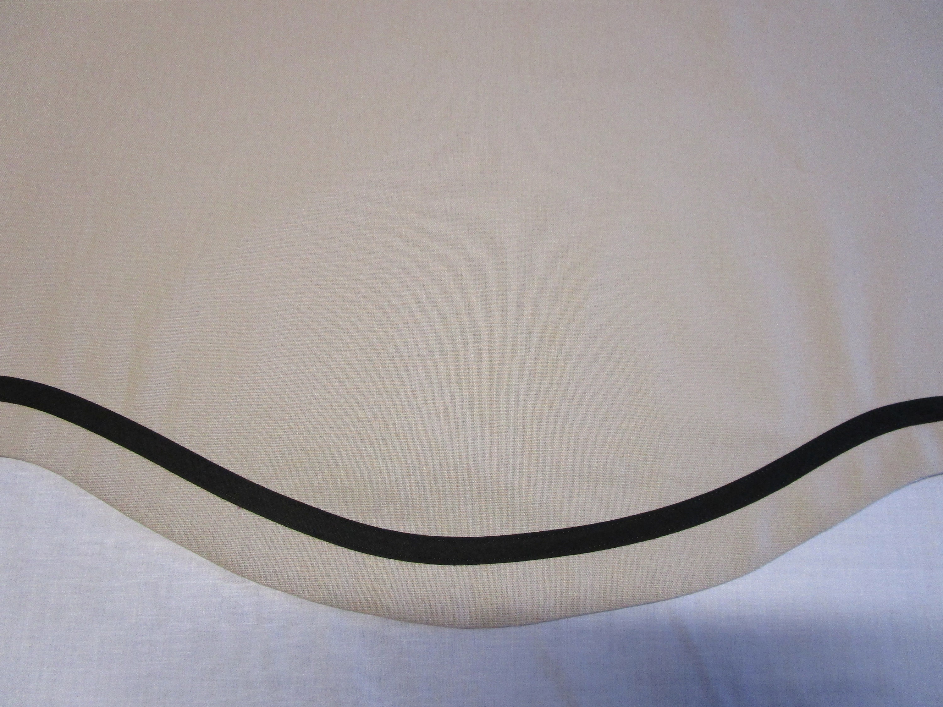 Modern Farmhouse Island Linen Blend Natural Scalloped Lined Valance With Choice Of Trim Color Or No Made To Your Width