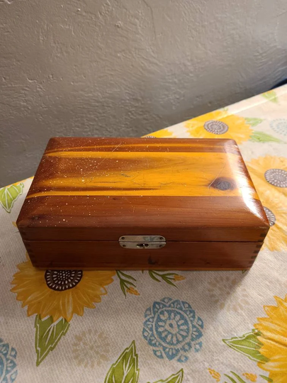 Vintage Wooden Jewelery Box