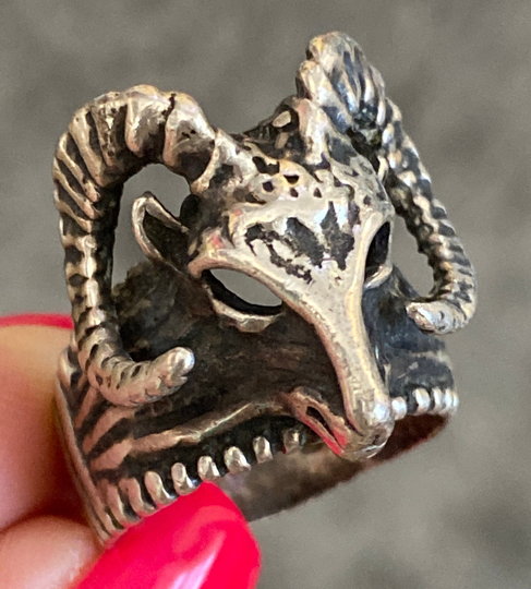 Stunning Vintage 925 Sterling Silver Rams Head Ring Greek Aries Size 6.75