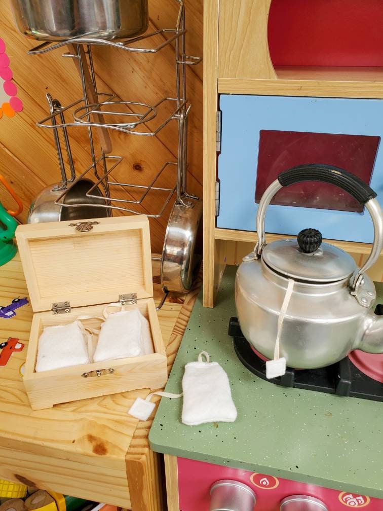 Set Of 6 Wool Blend Felt Teabags With Wooden Storage Box