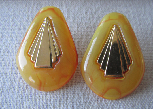 Vintage Oversize Yellow Plastic Stud Earrings