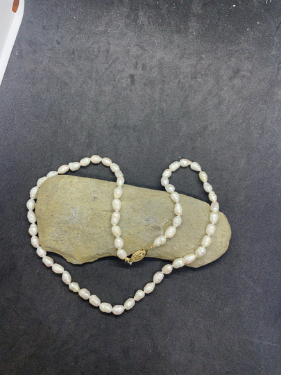 14K Yellow Gold 17 Inch 5mm Potato Pearl Necklace