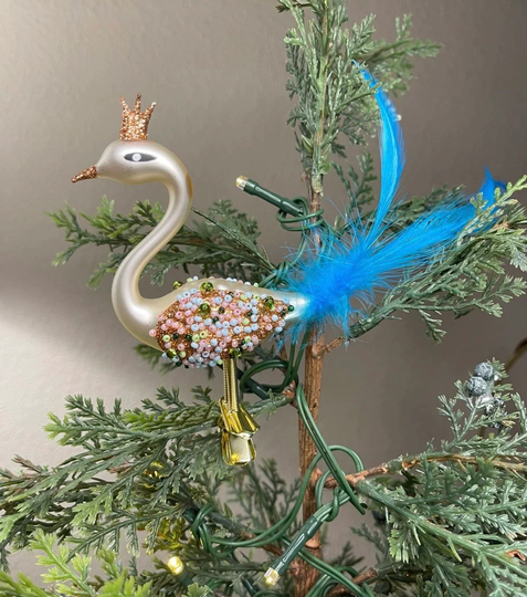 Cream Swan Polish Glass Clip-On Bird