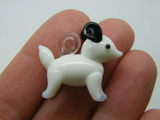 1 Goat Pendant White Black Handmade Lamp Work Glass A1044