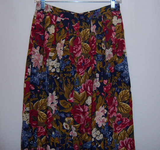 Vintage Susan Bristol Navy Blue Red Pink Green Rose English Country Garden Floral Print Full Skirt 6 8 Small