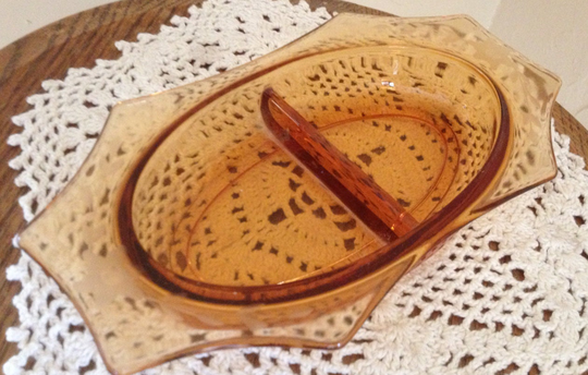 Vintage Pretty Amber Etched Glass Divided Condiment Relish Tray Dish