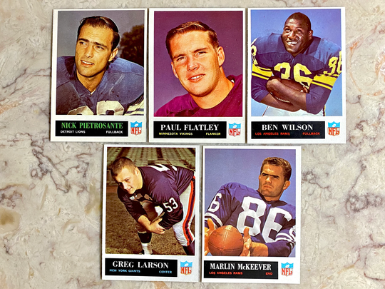 1965 Philadelphia Cards | 5 in Near-Mint To Mint Condition, No Creases