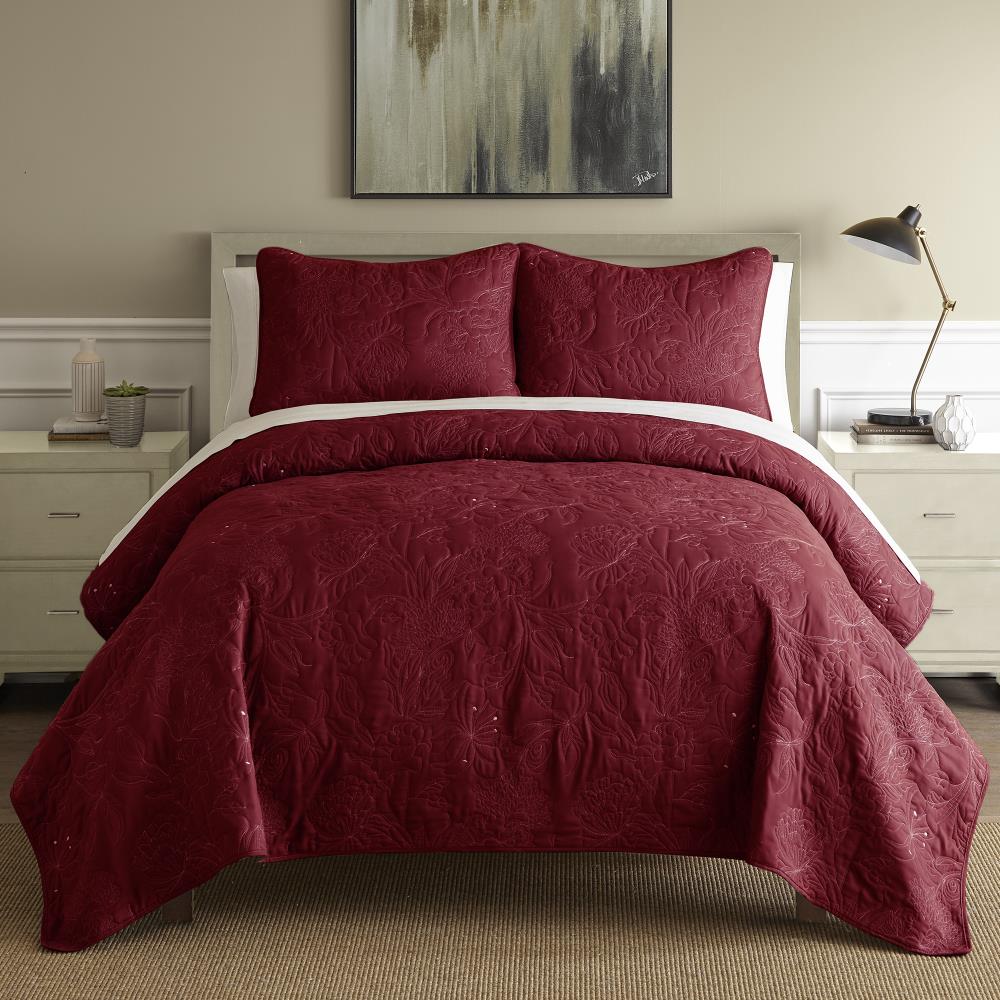 Amrapur Overseas Embroidered floral quilt set Burgundy Multi Reversible King Quilt (Blend with Cotton Fill) | 3QLCEMBG-BGW-KG