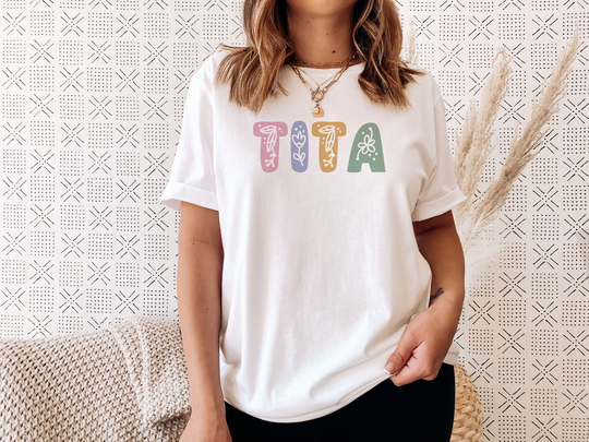 Boho Tita Shirt T-Shirt, New Auntie To Be Shirt, Gift For Auntie, Filipina Christmas Idea, Aunt Gifts, Pinay