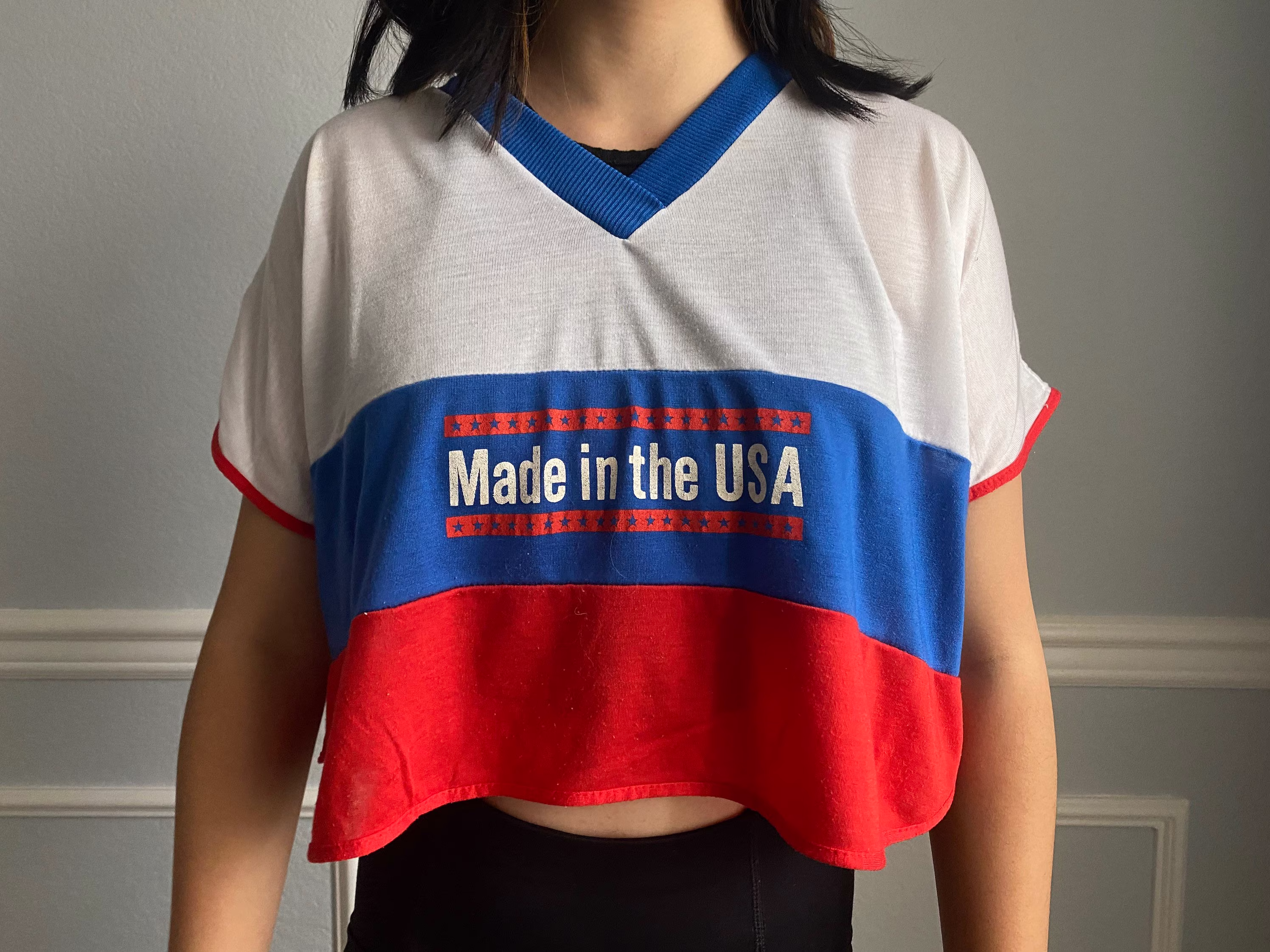 Vintage 80's Made in The USA Lightweight Crop Top T Shirt Size L