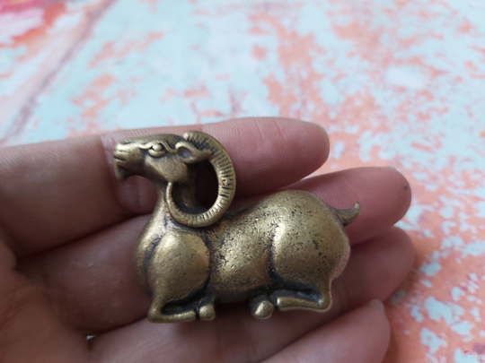 77 G Brass Brozen Copper Sculpture Status Animal Figures Funny Power Tea Pet Ornament Ram Sheep Kids Gift Desk Decoration