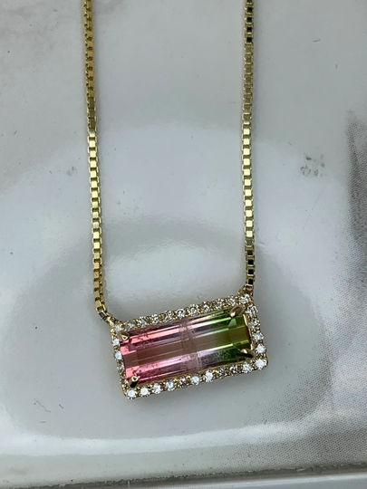 10Kt Genuine 1.36Ct Watermelon Tourmaline & Diamond Pendant