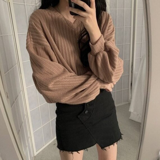 Loose Retro Pullover Sweater/V Neck Lantern Sleeve Vintage Style Dark & Light Academia Clothing