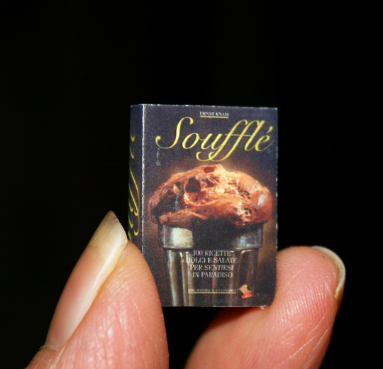 Dollhouse Miniatures "Soufflè, Cook Book " - Artisan Handmade Miniature in 12Th Scale. From Cosediunaltromondo Italy