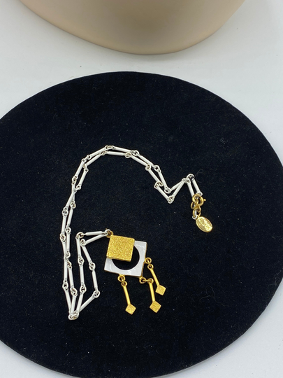 Vintage Roget White Enamel Chain Abstract Modernist Gold & Medallion With Fringe Tassel Pendant Necklace 20" Z7